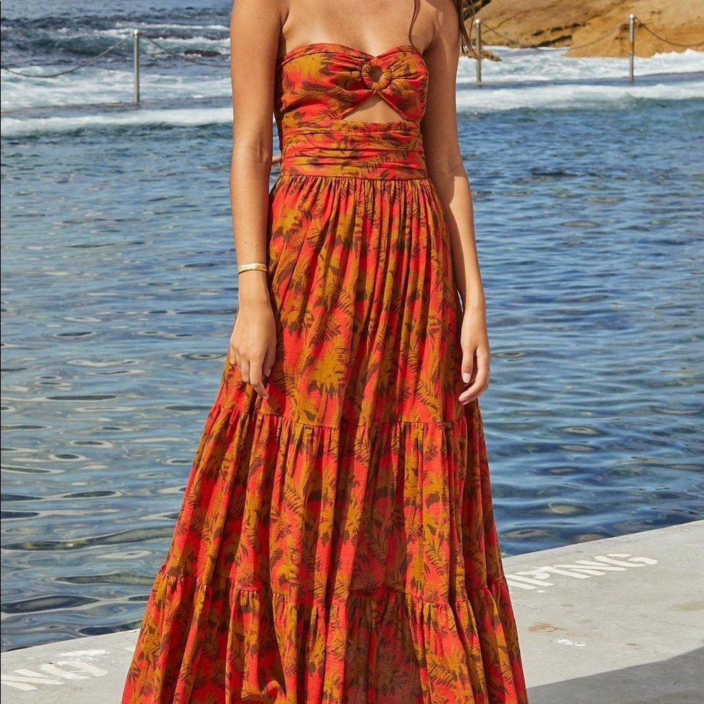 ISO Bec + Bridge Mahalia dress!!!